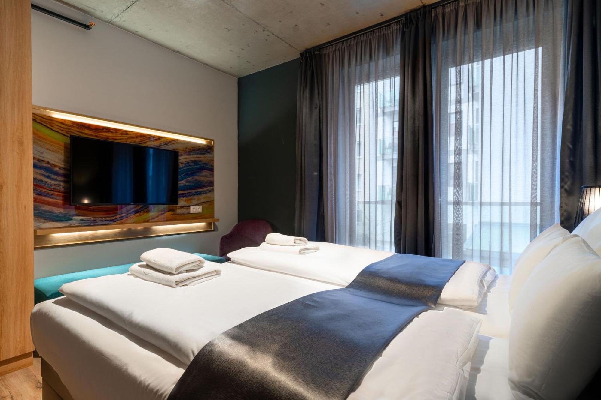 Onyx Luxury Budapest Exterior photo